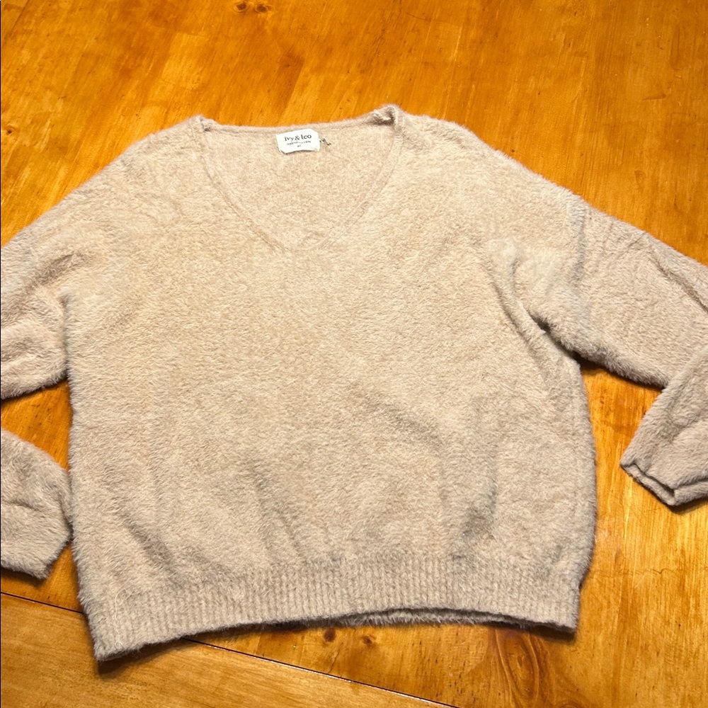 Ivy & Leo Tan Fuzzy V-Neck Sweater Relaxed Minimalist Cozy Soft Classic - Picture 5 of 8